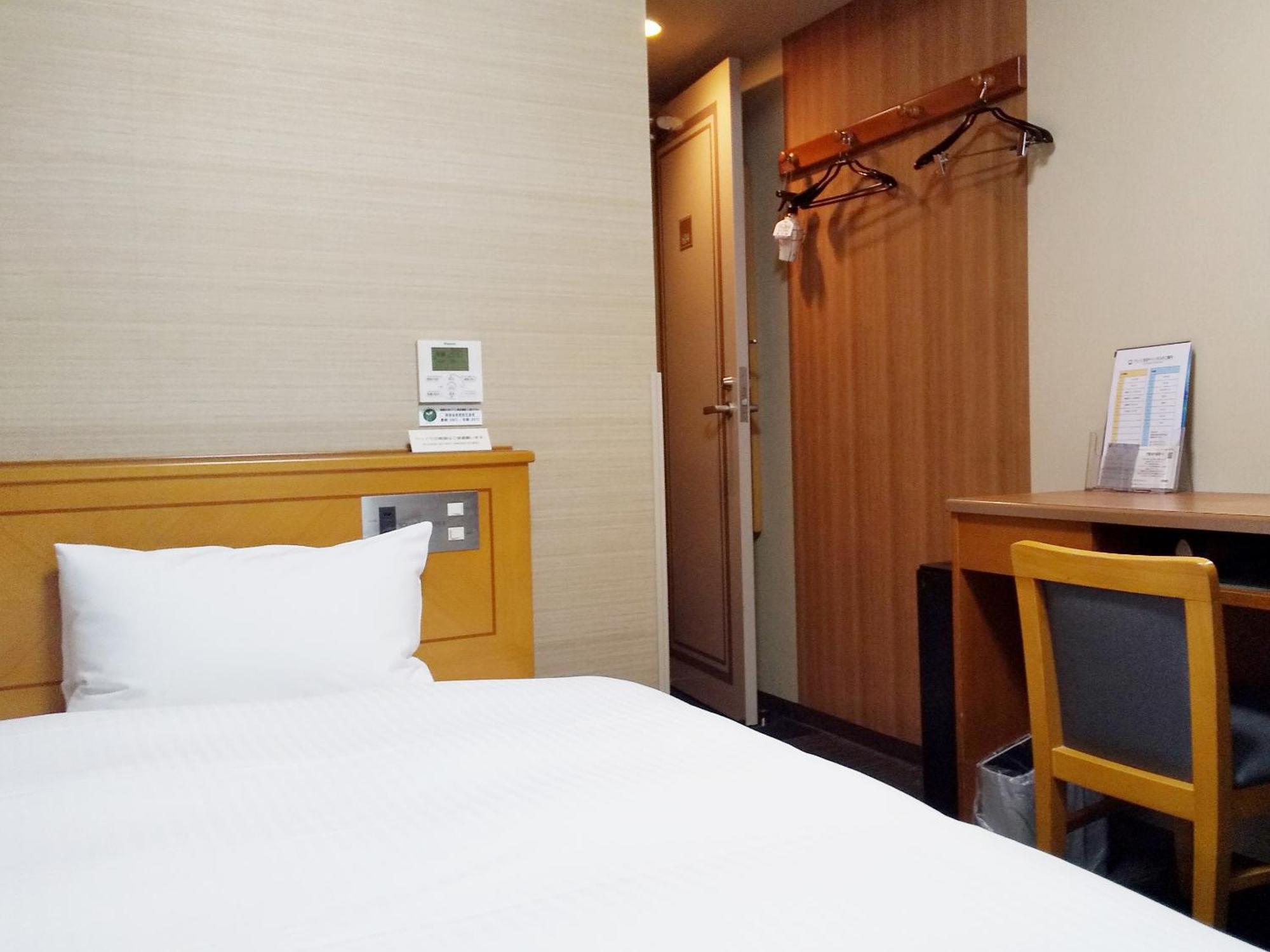 Hotel Route-Inn Hamamatsu Eki Higashi Exterior photo